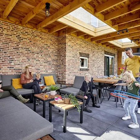 Villa Great With Luxurious Terrace, Near Roermond